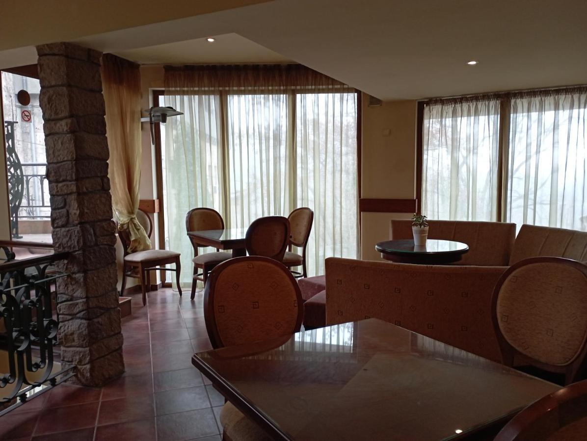 Hotel Bolyari Veliko Tarnovo Ngoại thất bức ảnh