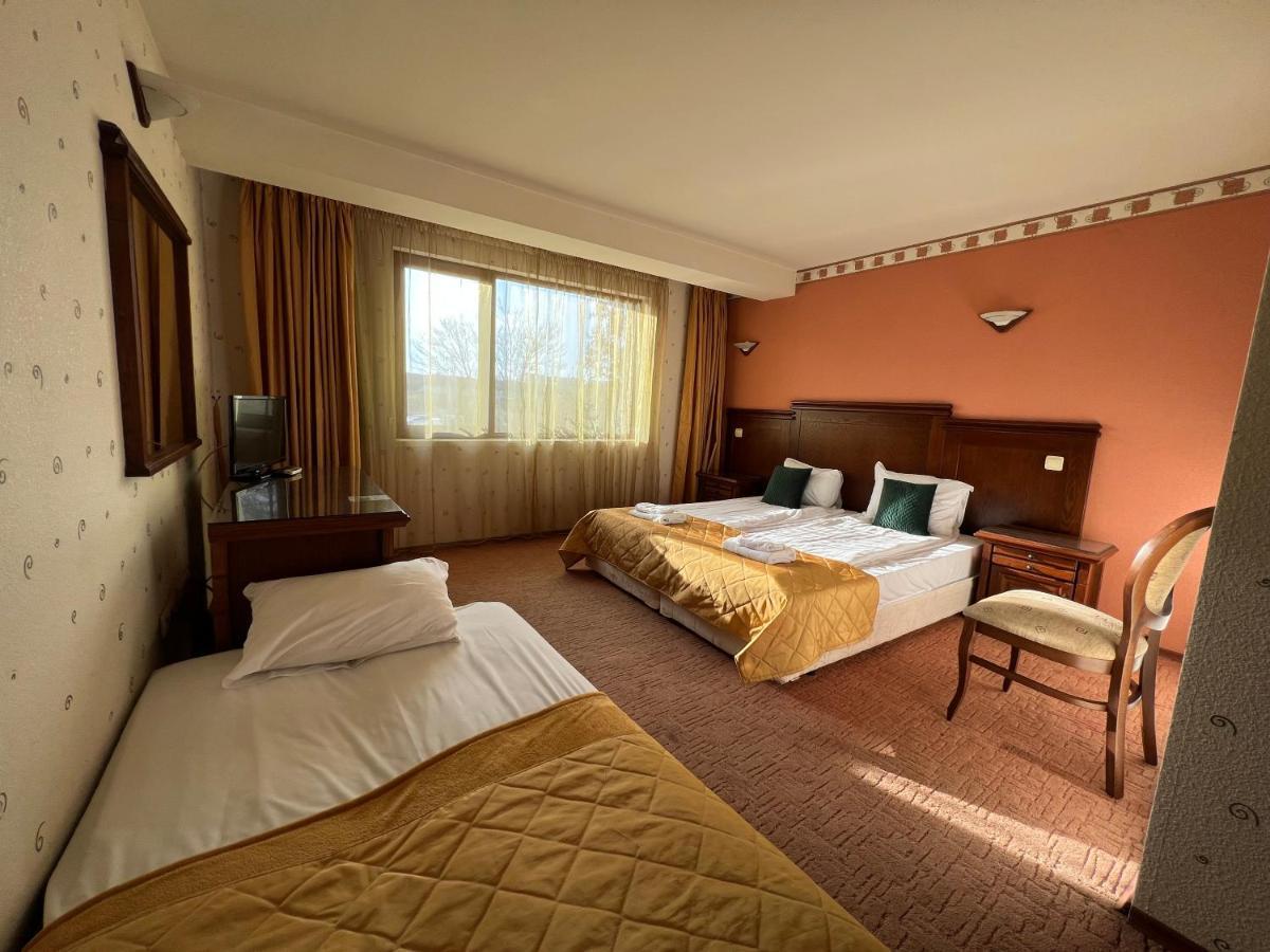 Hotel Bolyari Veliko Tarnovo Ngoại thất bức ảnh