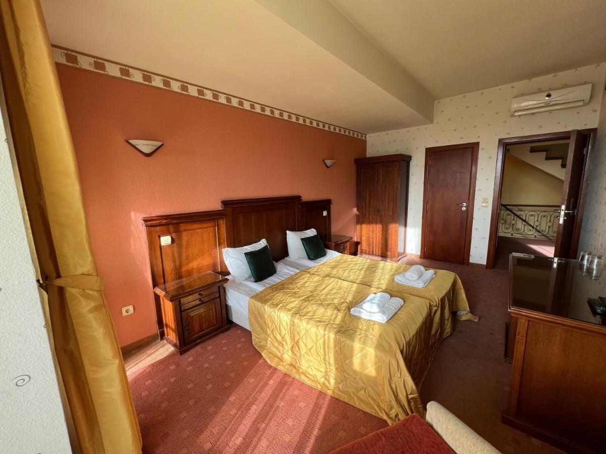 Hotel Bolyari Veliko Tarnovo Ngoại thất bức ảnh