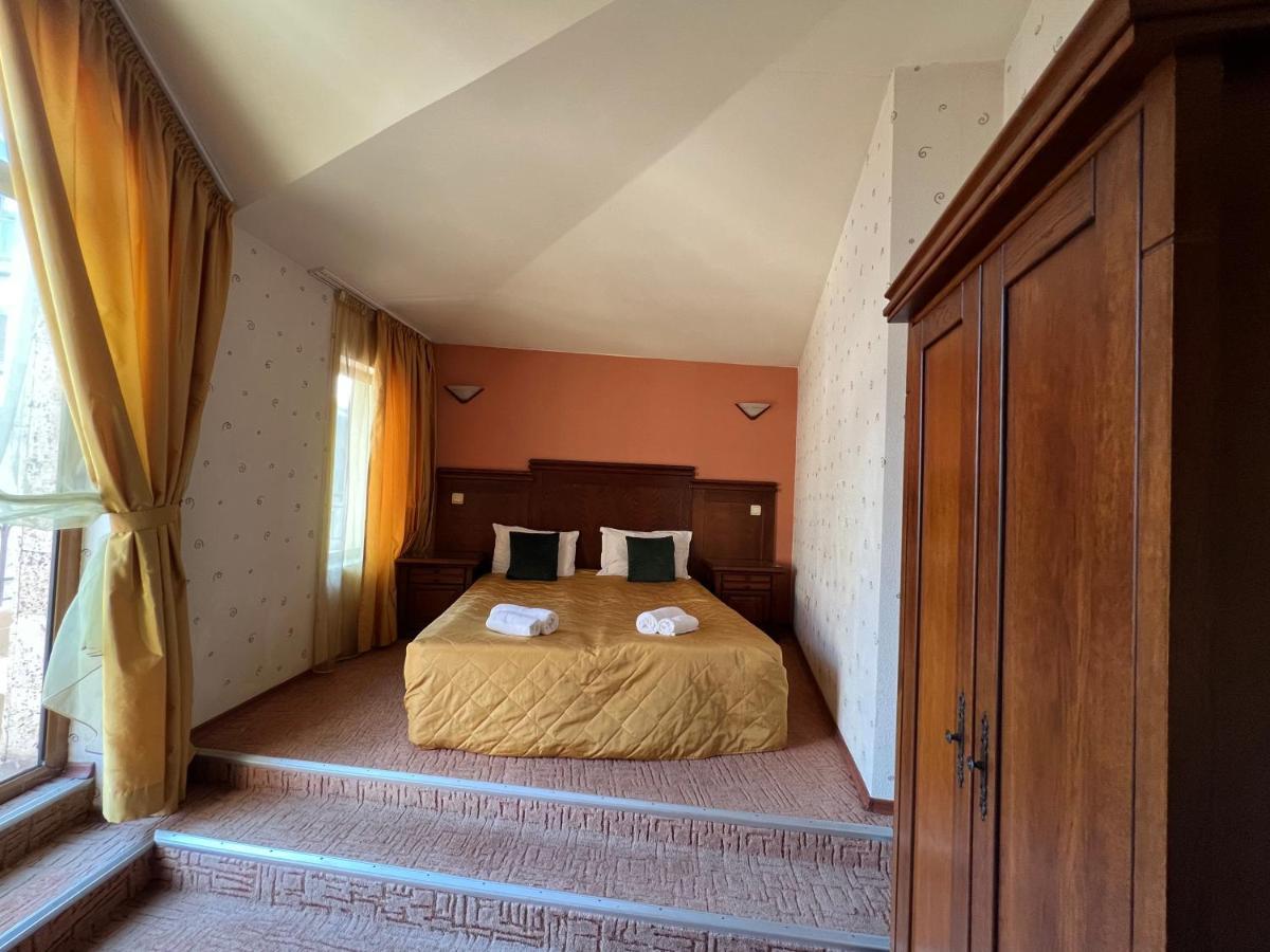 Hotel Bolyari Veliko Tarnovo Ngoại thất bức ảnh