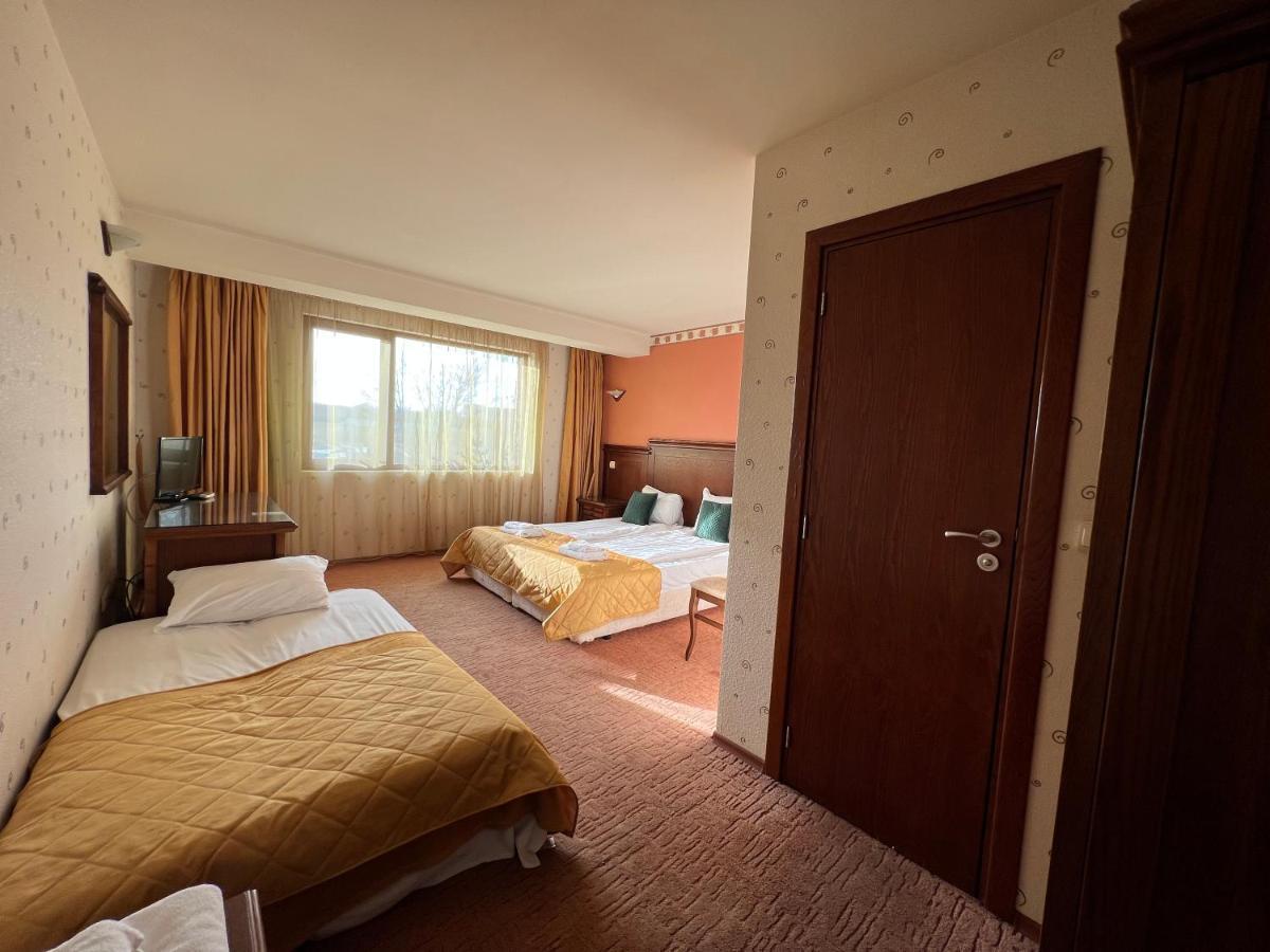 Hotel Bolyari Veliko Tarnovo Ngoại thất bức ảnh