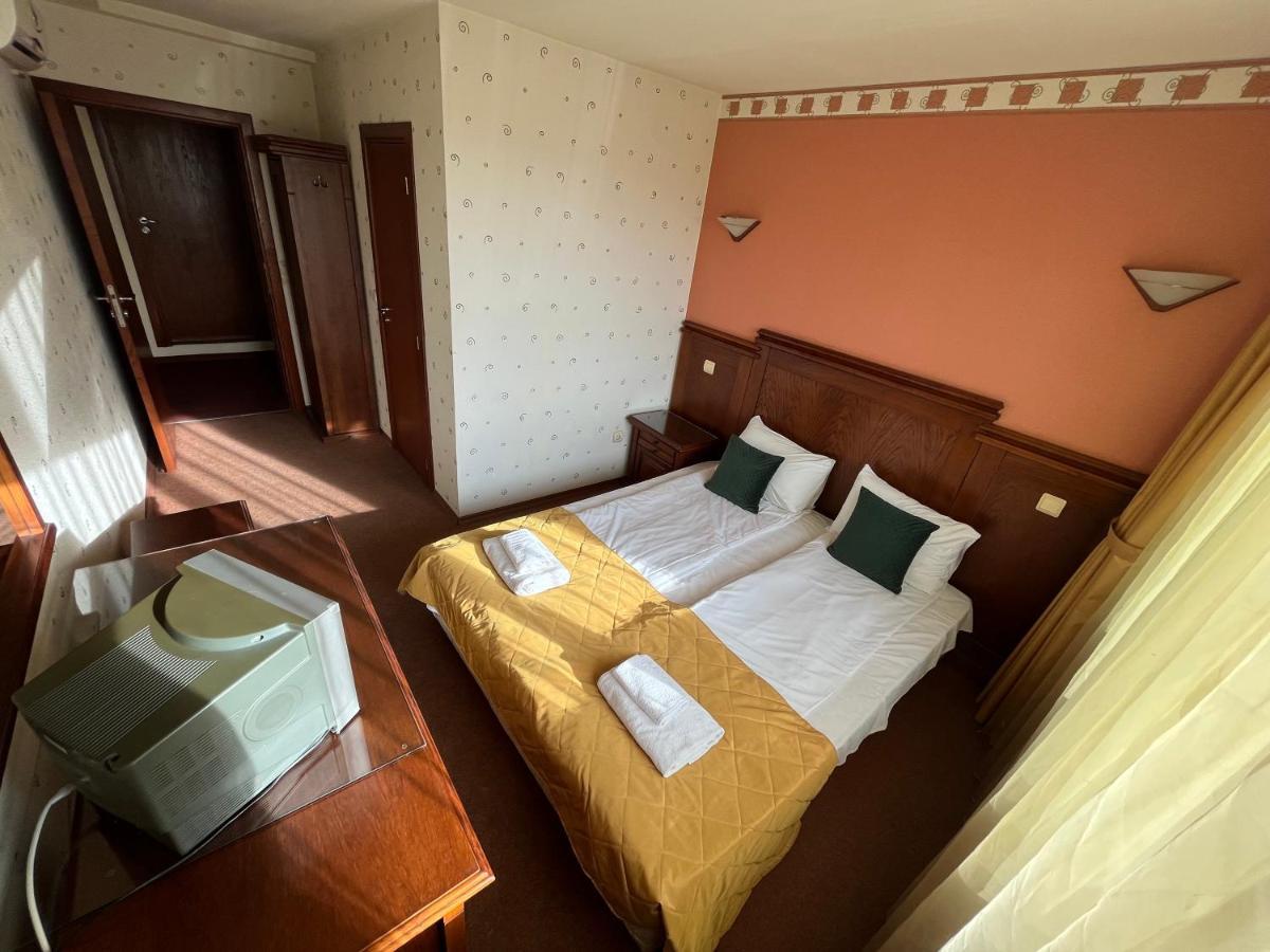 Hotel Bolyari Veliko Tarnovo Ngoại thất bức ảnh