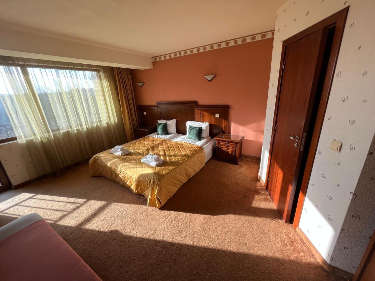 Hotel Bolyari Veliko Tarnovo Ngoại thất bức ảnh