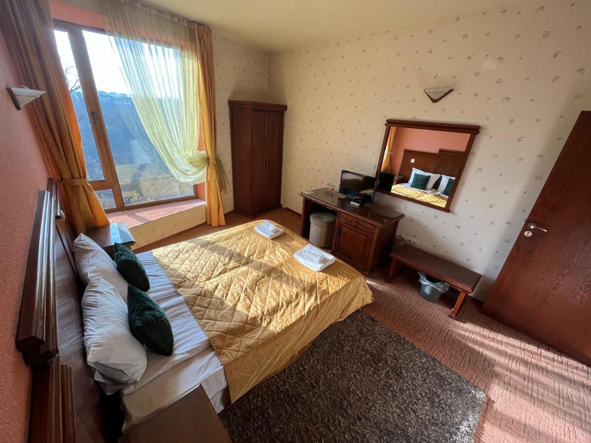 Hotel Bolyari Veliko Tarnovo Ngoại thất bức ảnh
